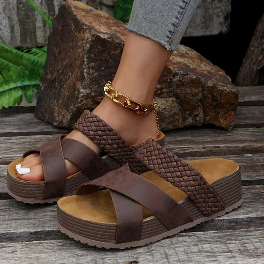 Flor Orthopedic Sandals