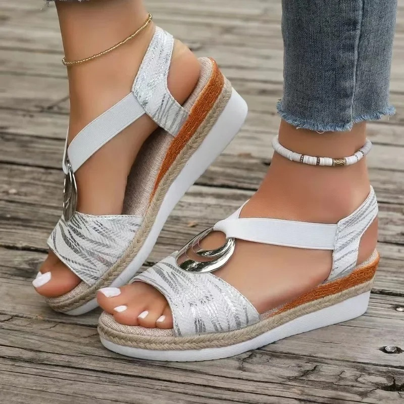 Quinn Breathable Sandals