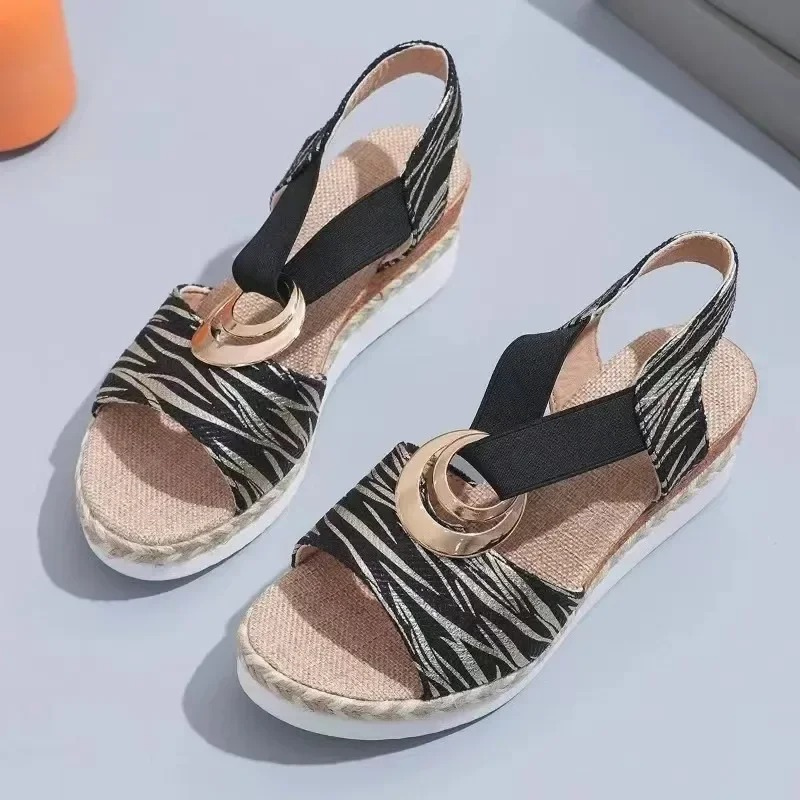 Quinn Breathable Sandals